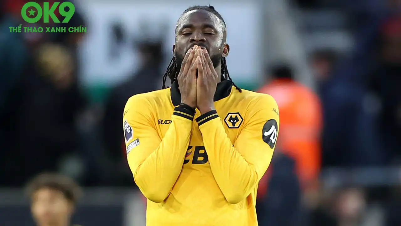 Wolves tiếp tục chìm sâu dưới đáy bảng xếp hạng với chuỗi trận không biết đến mùi chiến thắng Wolves tiếp tục chìm sâu dưới đáy bảng xếp hạng với chuỗi trận không biết đến mùi chiến thắng
